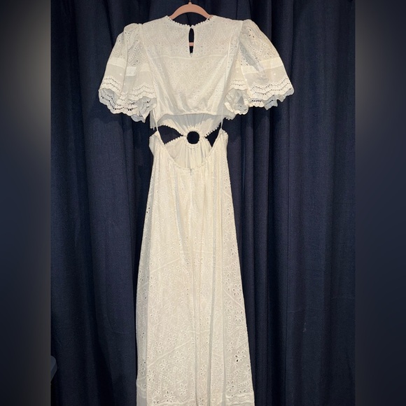Petal & Pup - MERLETTO CUT OUT MAXI DRESS - WHITE - Picture 4 of 12